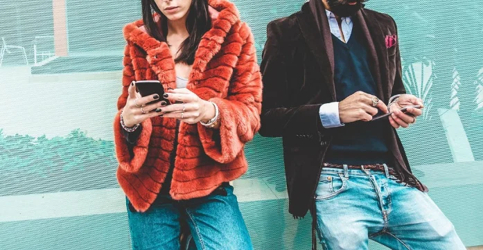 How Can FARFETCH High-End Designer Items Help You Stand Out?