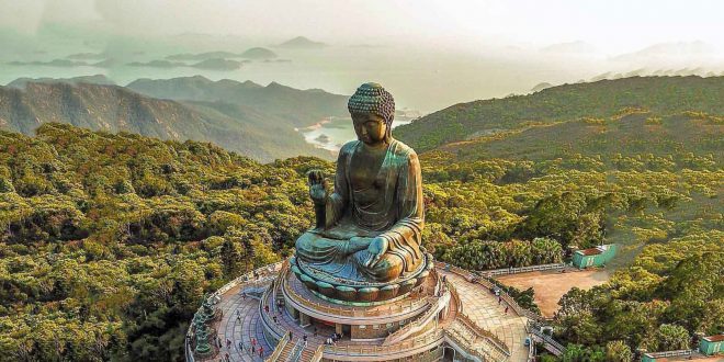Tian Tan Buddha